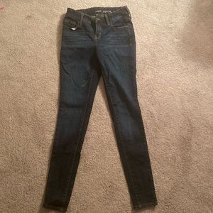 Old navy mid-rise jeans